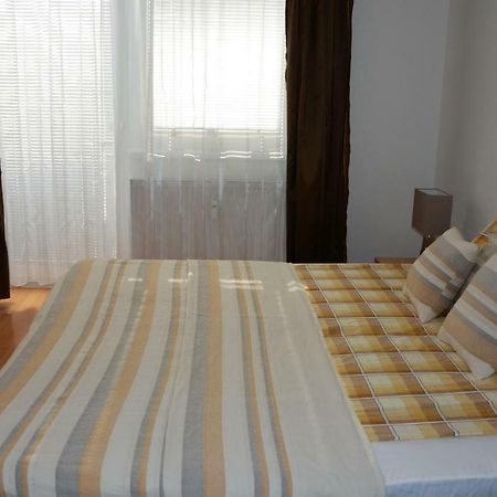 Apartmán Zderadova Brno Exterior foto